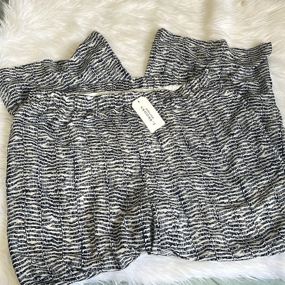 Black & white flared pants plus size 2XL